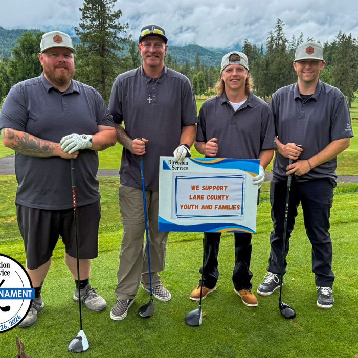 Bakelite Teams Hit the Links for a Good Cause